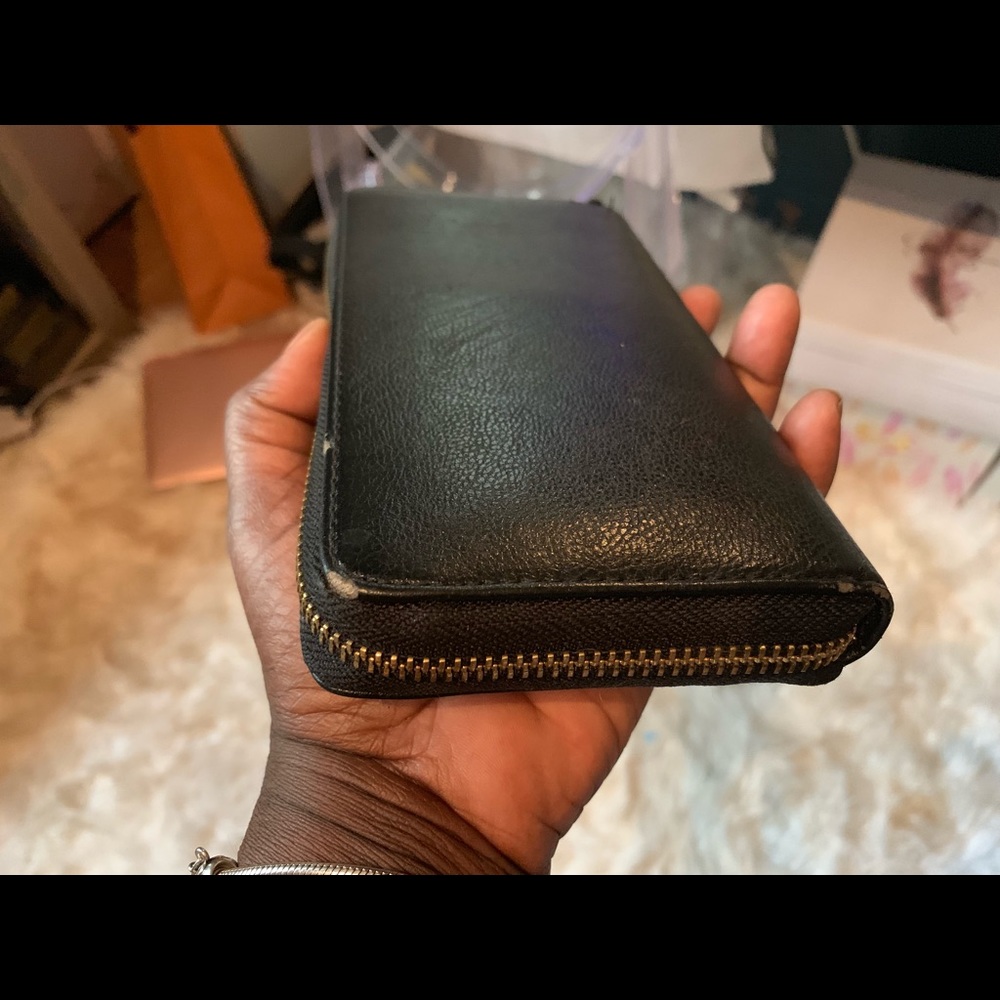 Designer Wallet - Picture 3 of 3